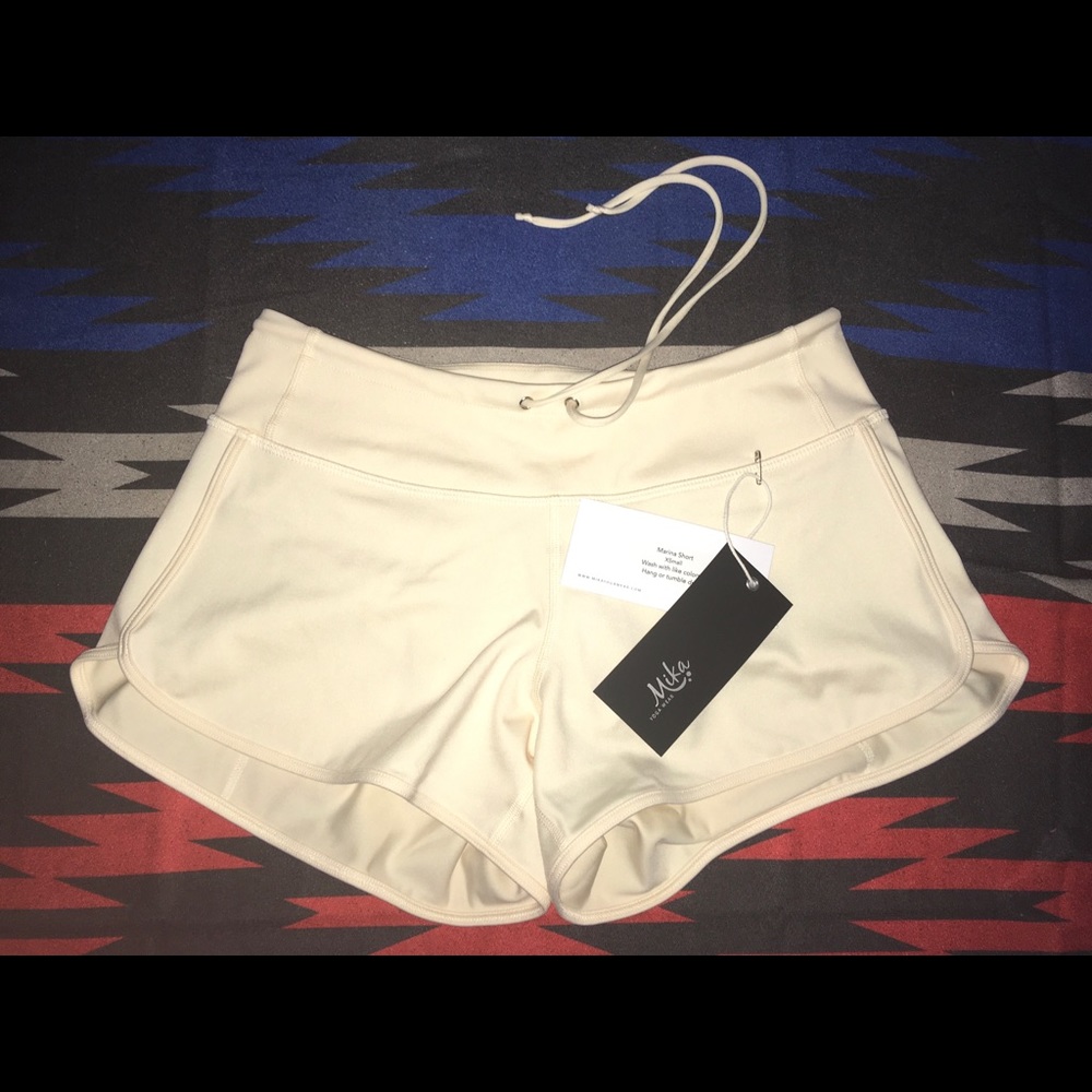Mika Marina shorts
